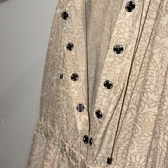 Club Monaco Paisley Silk Sleeveless Snap Front Romper Size 4 Tan - Picture 6 of 16